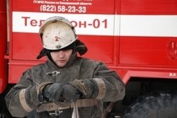Спасатели МЧС России ликвидировали пожар в частном мостовом кране в Калтанском ГО