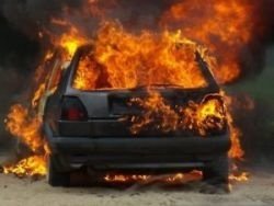 Спасатели МЧС России ликвидировали пожар в частном легковом автомобиле в Калтанском ГО