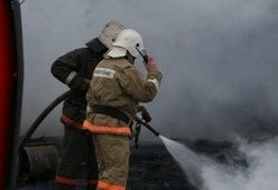Спасатели МЧС России ликвидировали пожар в частном жилом доме в Калтанском ГО